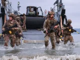 Marinhas brasileira e francesa fazem exercício na costa